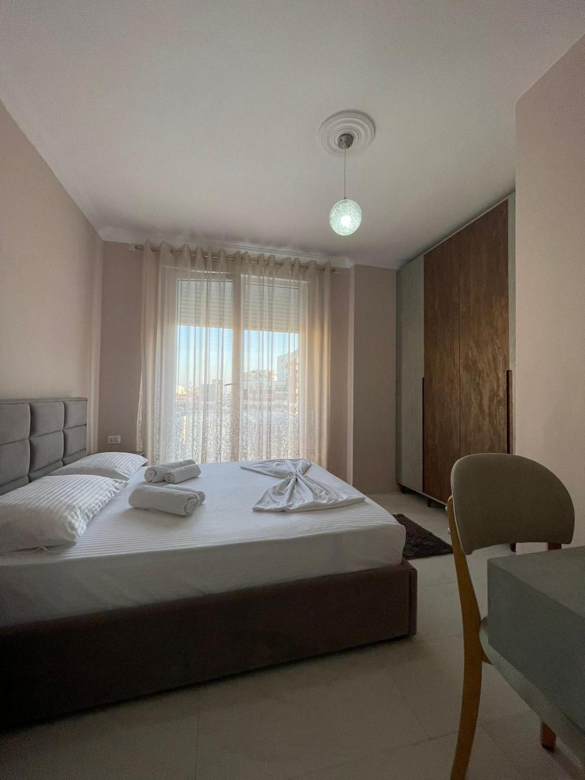 Boho Central Apartment Тирана Екстериор снимка
