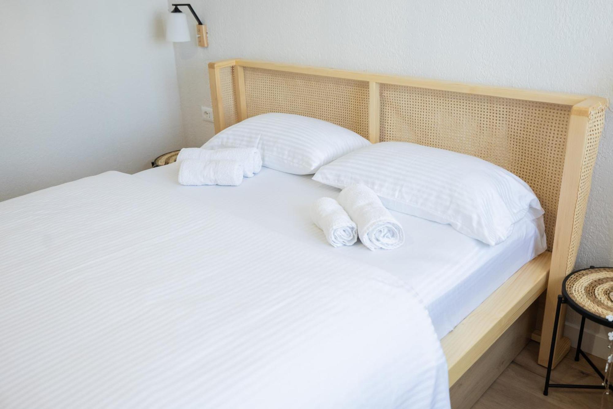Boho Central Apartment Тирана Екстериор снимка