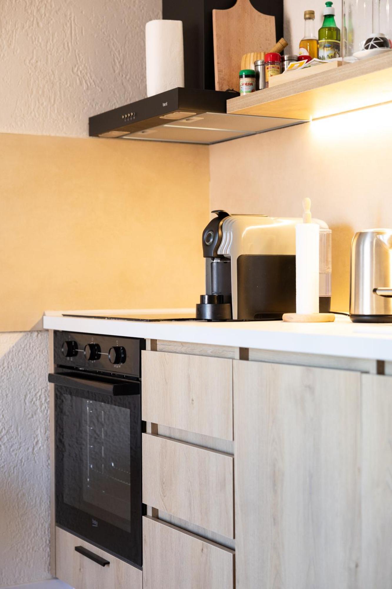 Boho Central Apartment Тирана Екстериор снимка